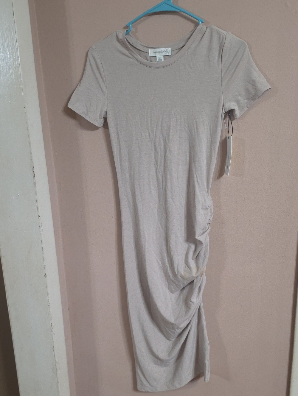 Treasure & Bond Cream Ruched Midi Dress